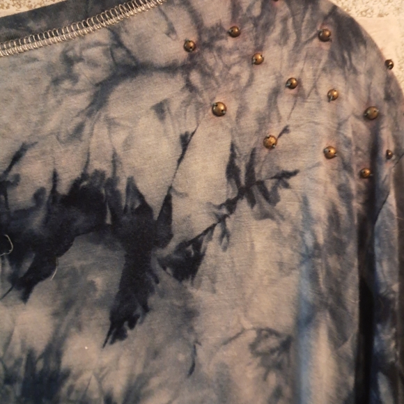 DOUBLE D RANCH BEADED TIE DYE BLOUSE SIZE SMALL - Picture 10 of 11